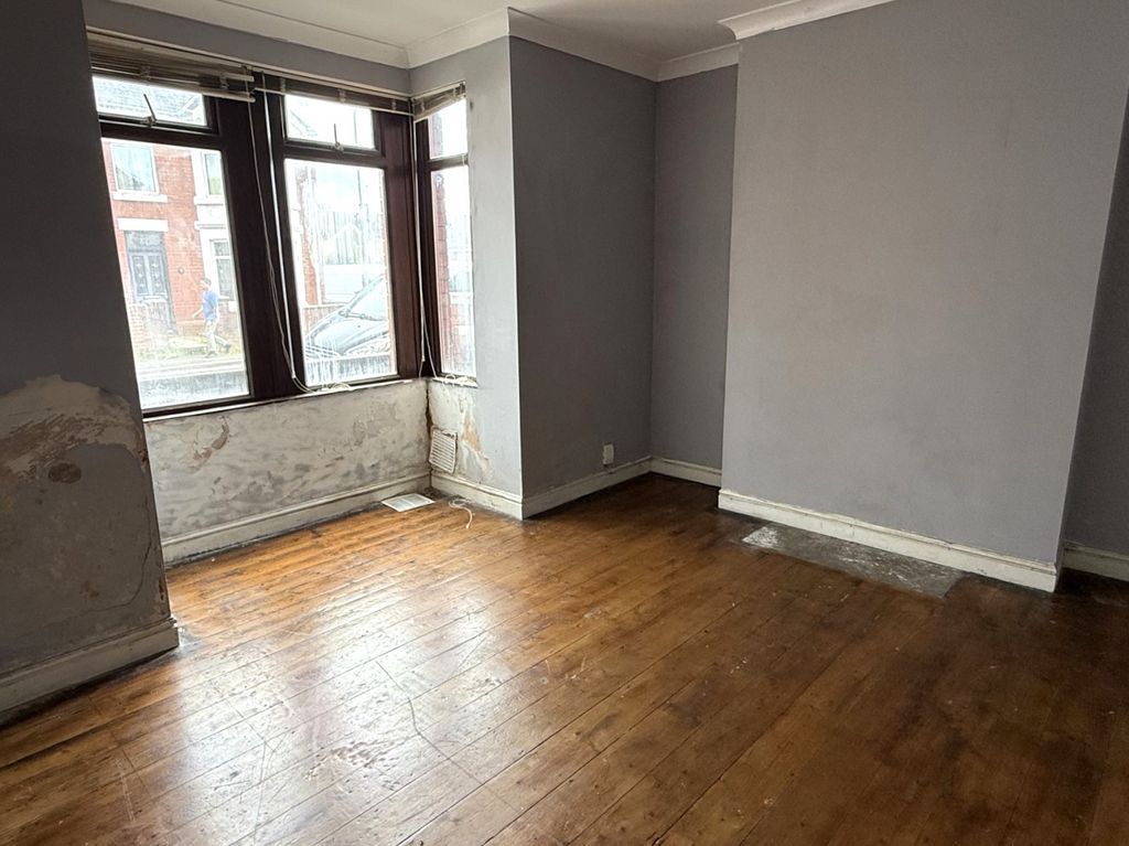 Property photo 3 of 13 Not Specified