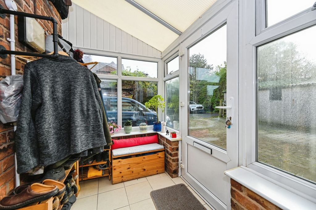 Property photo 2 of 15 Porch