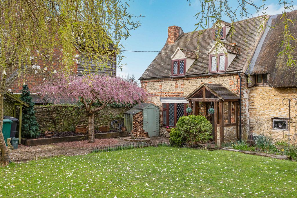 Property photo 1 of 38