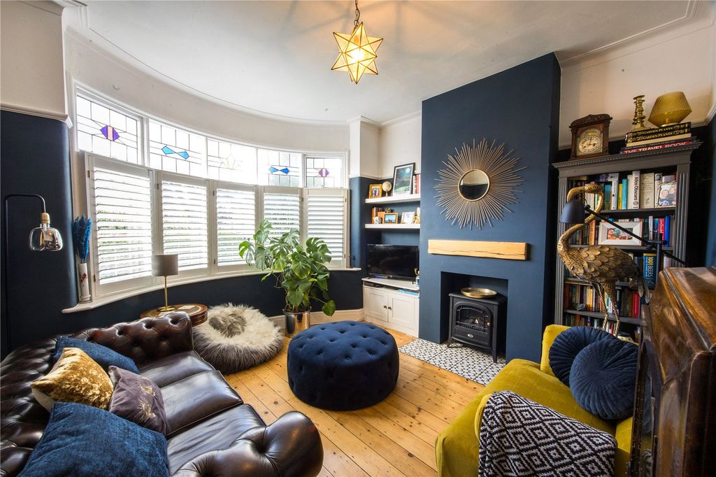 Property photo 2 of 51 Picture No. 21