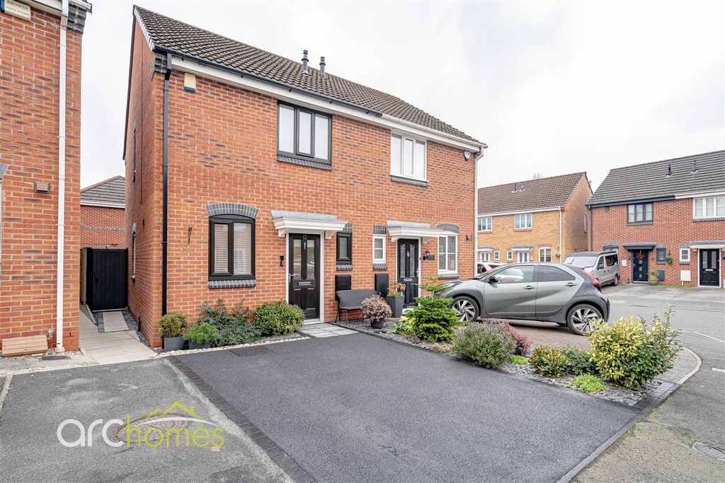 Property photo 1 of 25 Crossfield-24.Jpg