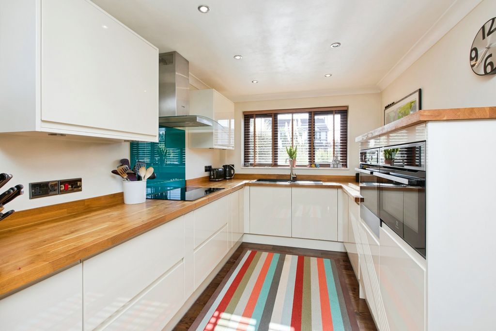 Property photo 3 of 20 Img_6219