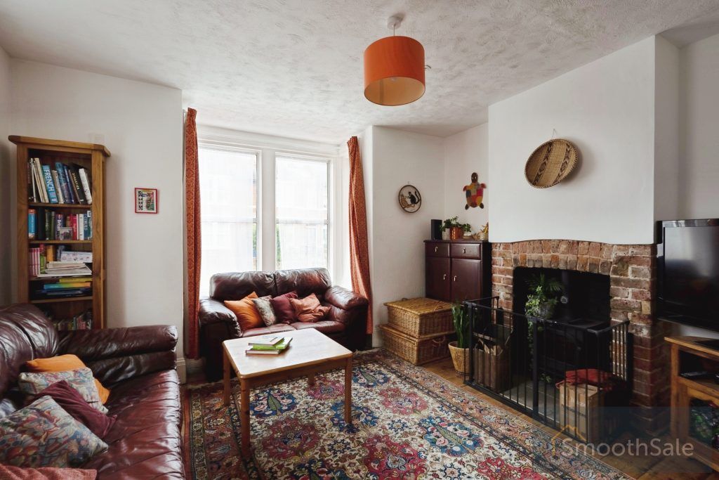 Property photo 2 of 19