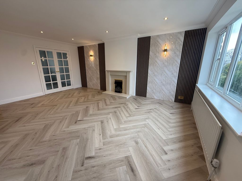 Property photo 2 of 13 Bedroom 1