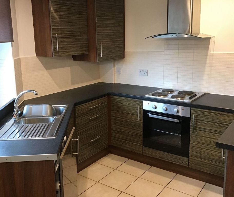 Property photo 2 of 8