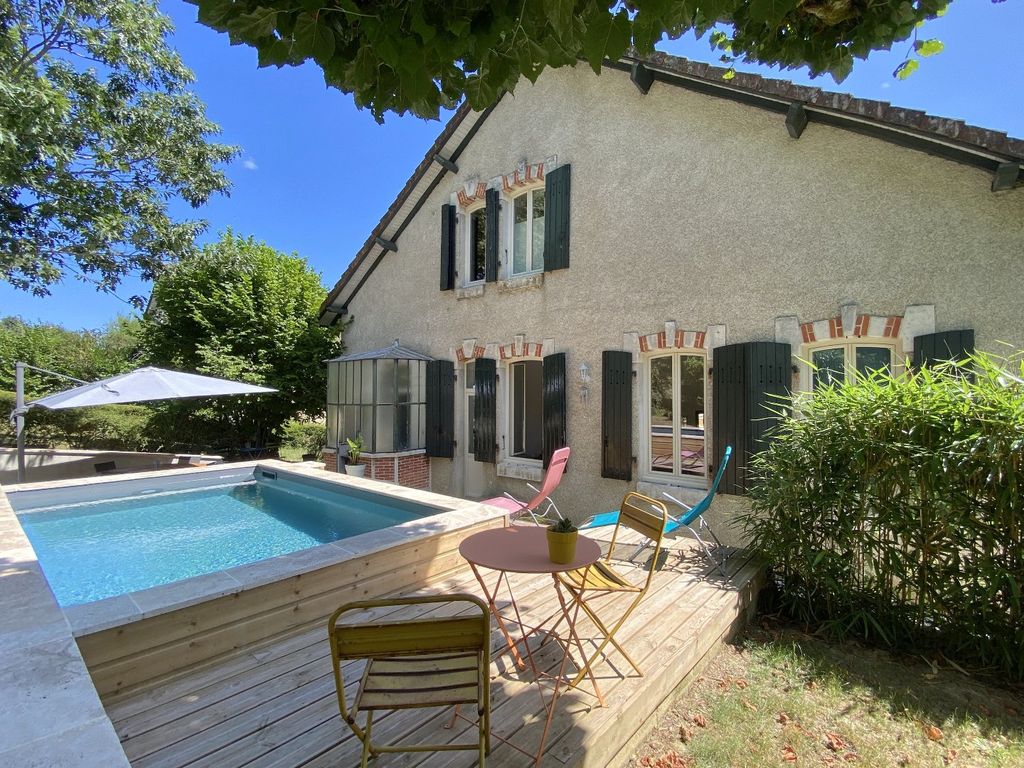 Property photo 1 of 10