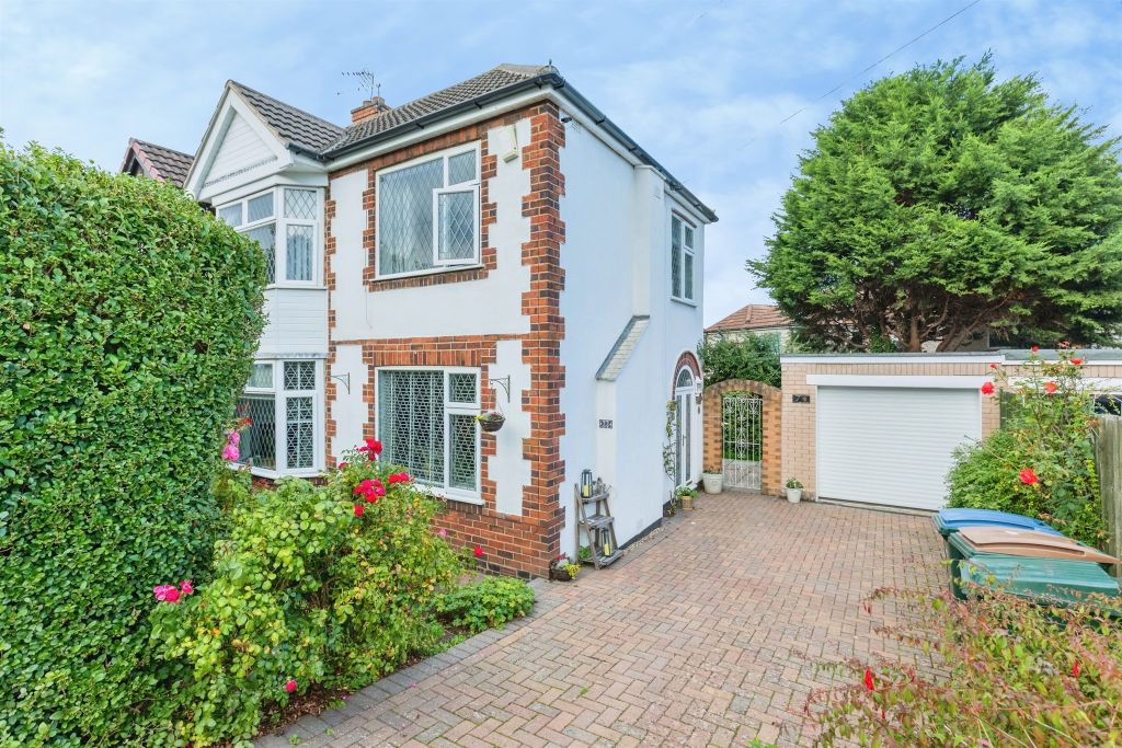 Property photo 1 of 18