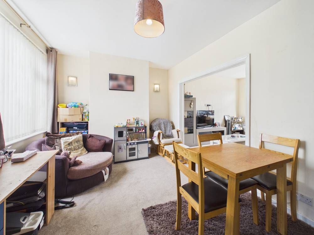 Property photo 3 of 9