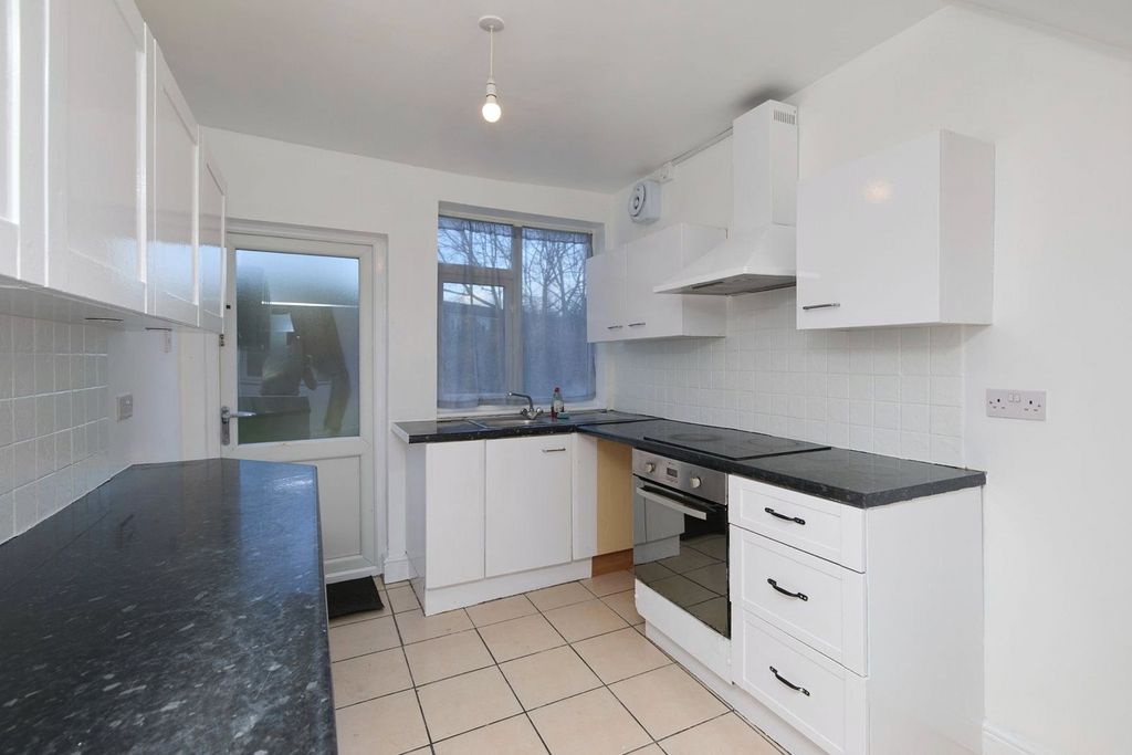 Property photo 3 of 17 Picture No. 42