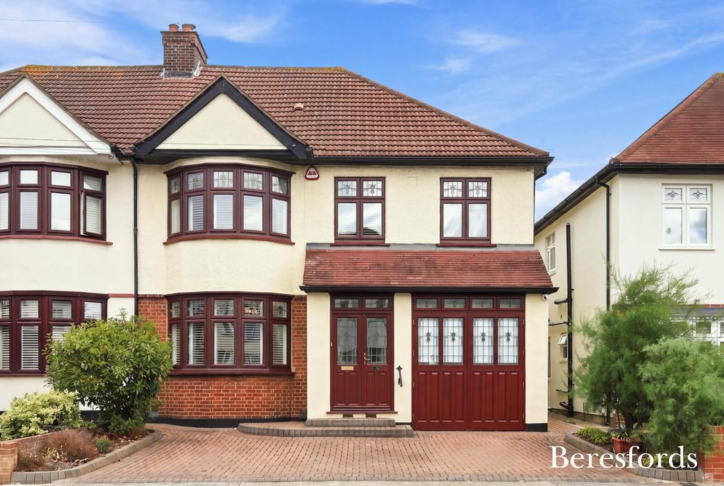 Property photo 1 of 48 Picture No. 02