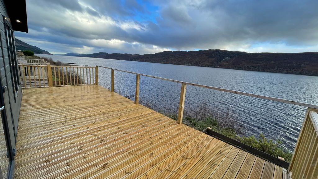 Property photo 3 of 37