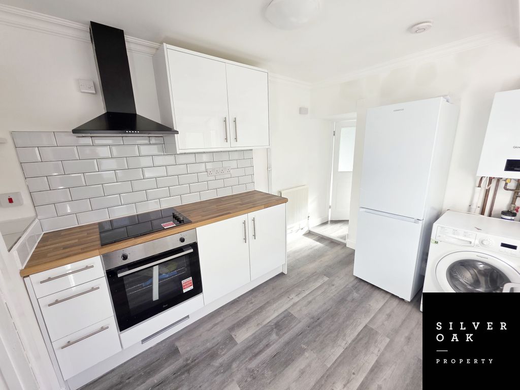 Property photo 2 of 9 31 c (2)