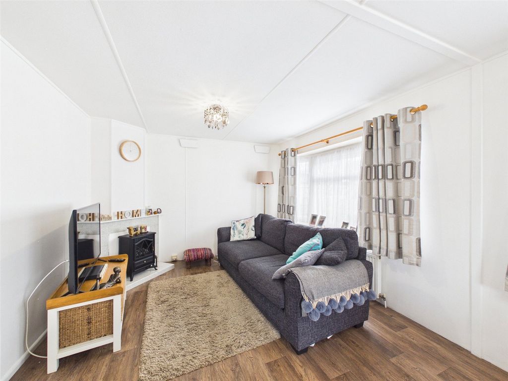 Property photo 2 of 11 Picture No. 09