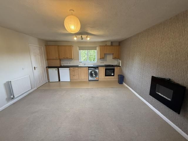 Property photo 3 of 11 Open Plan Lounge/Kitchen