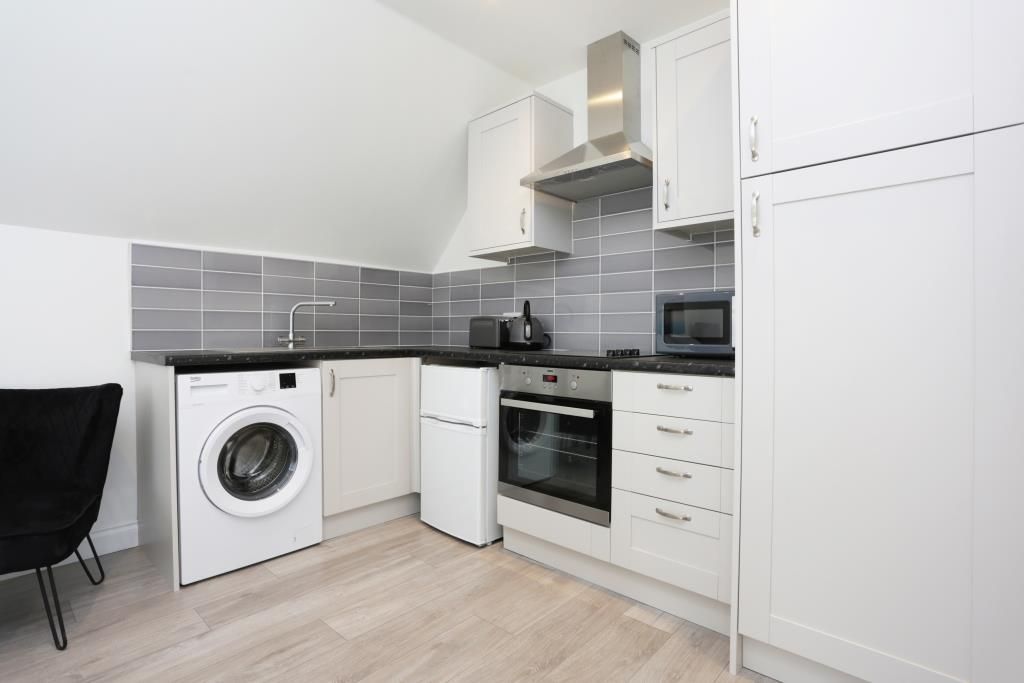 Property photo 2 of 6 Kitchen.Jpg