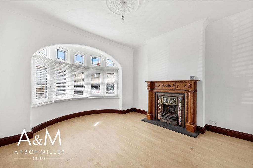 Property photo 3 of 27 4D4A9501..Jpg