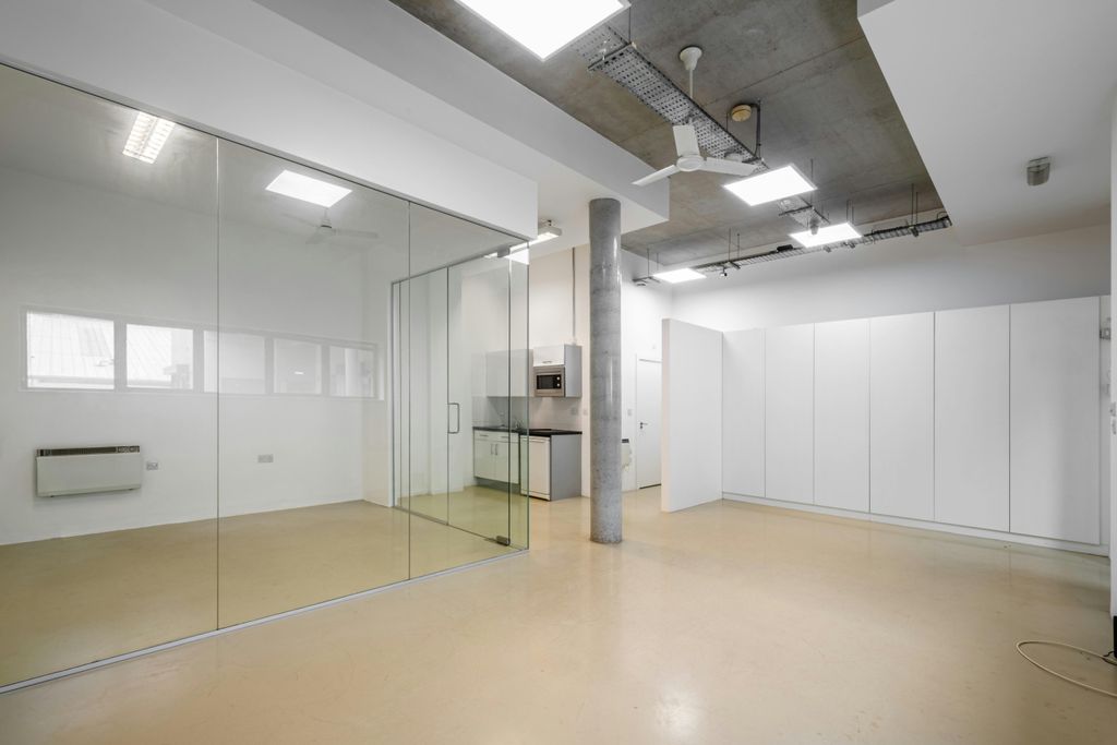 Property photo 1 of 20 North Side Studios 1.06 - Low Res 7.Jpg