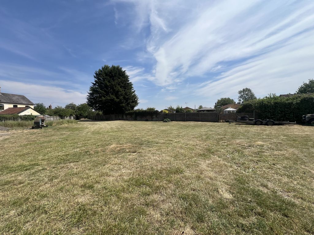 Property photo 2 of 6