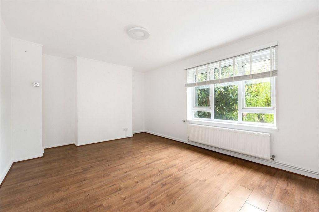 Property photo 1 of 12 Picture No. 14