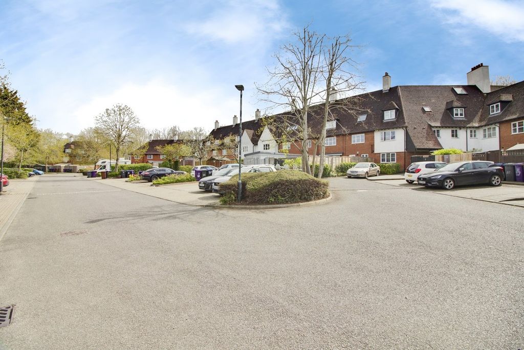 Additional image 14 of 2 bed flat for saleCreamery Court, Letchworth Garden City SG6