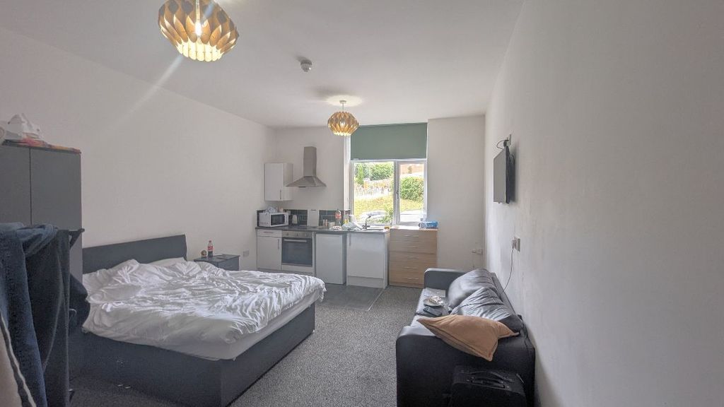 Property photo 2 of 5