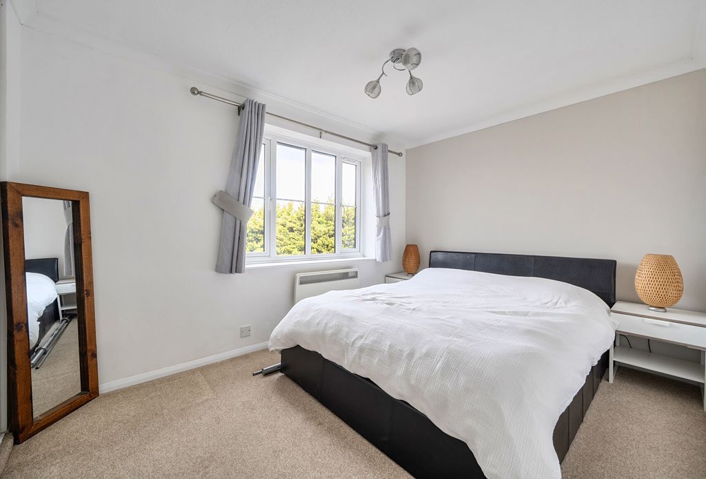 Property photo 2 of 11 1462860-6-6A07225...