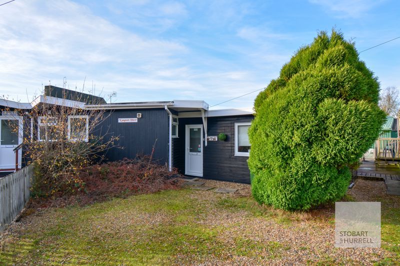 Property photo 3 of 9 Front