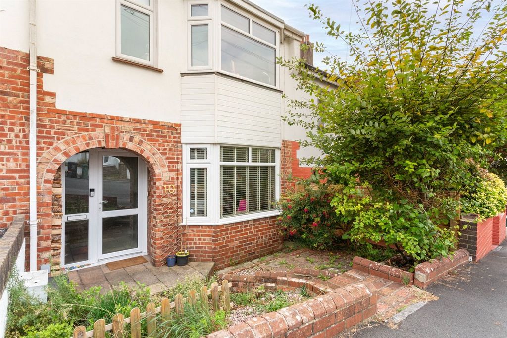 Property photo 1 of 17 Picture No. 10