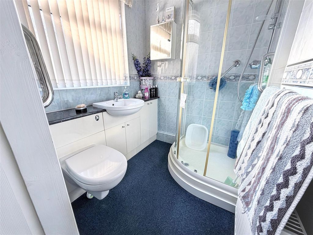 Property photo 3 of 15 Shower Room