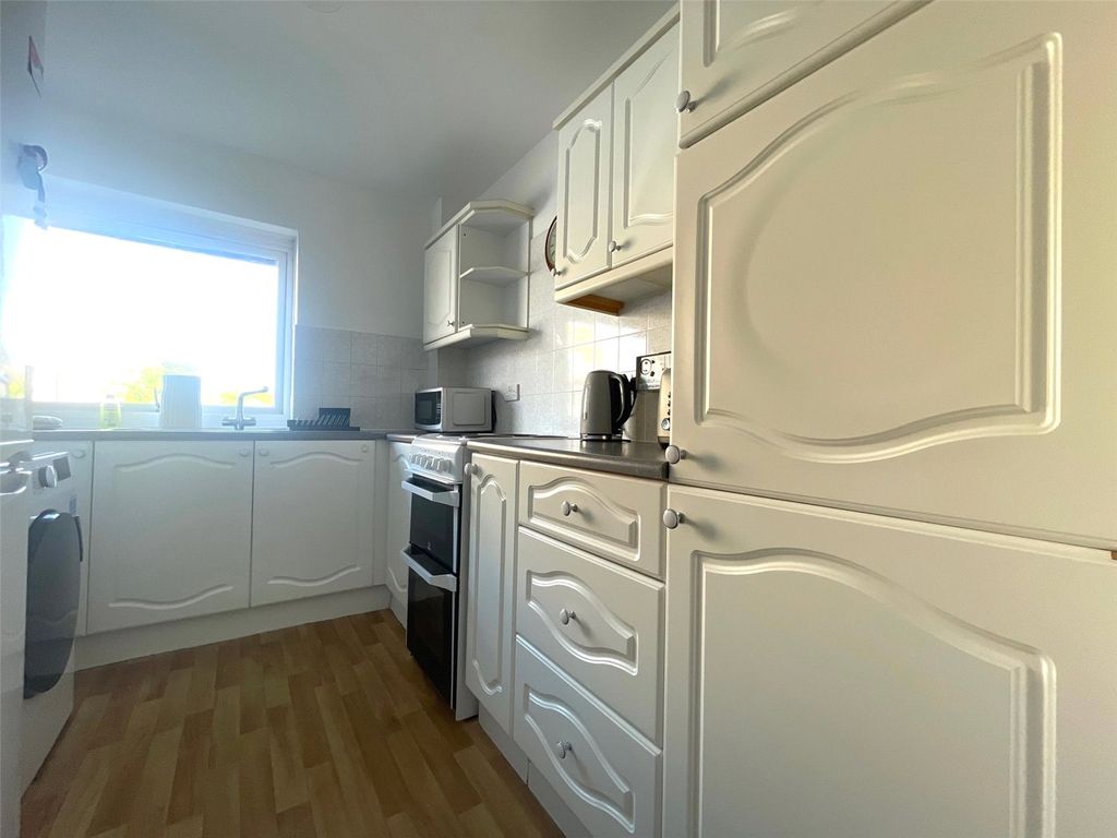 Property photo 3 of 12 Picture No. 15