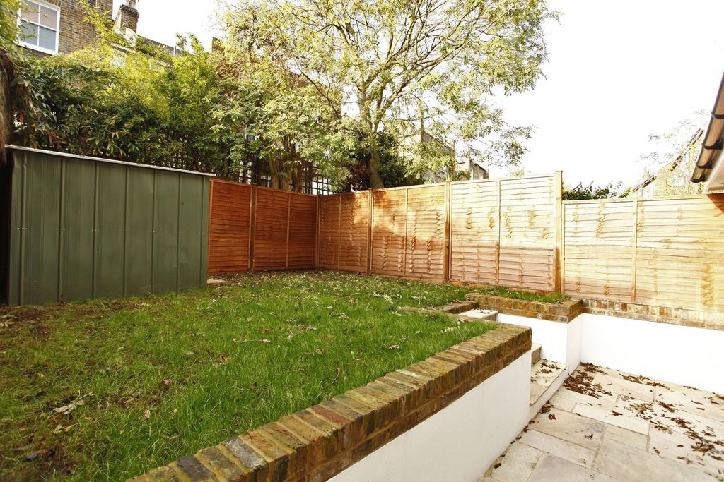 Property photo 2 of 7