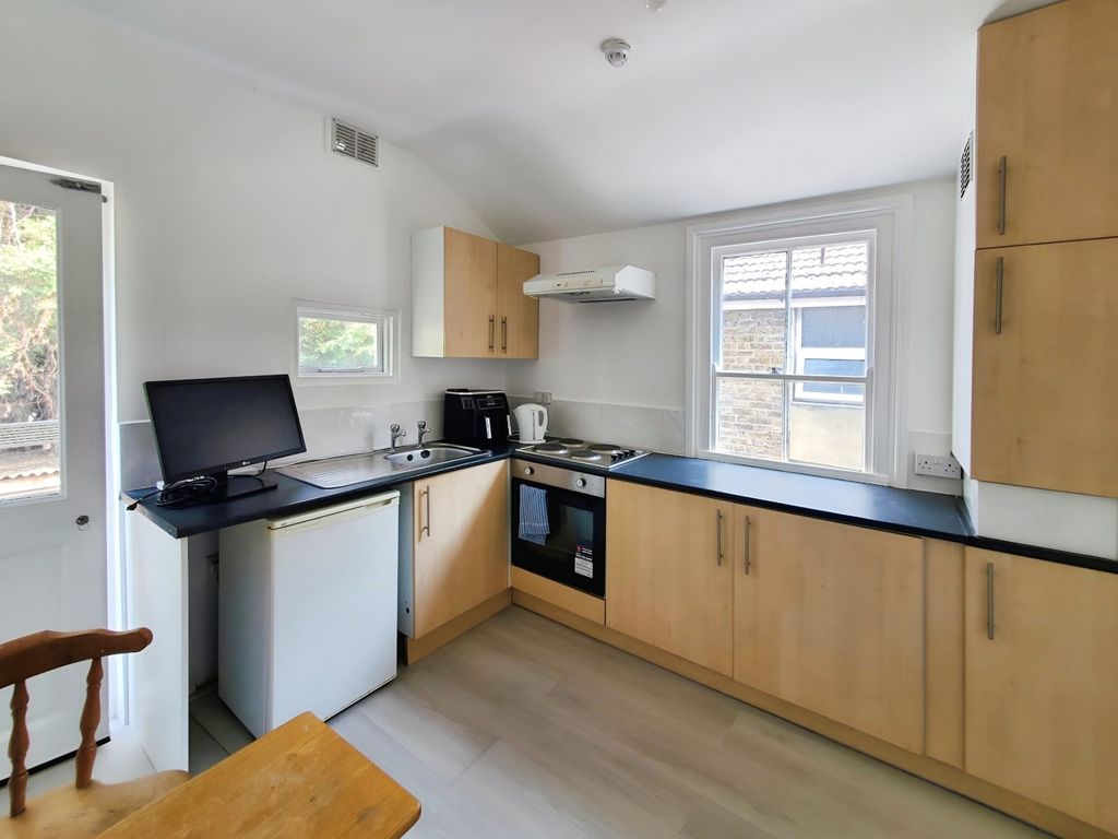 Property photo 2 of 18 2