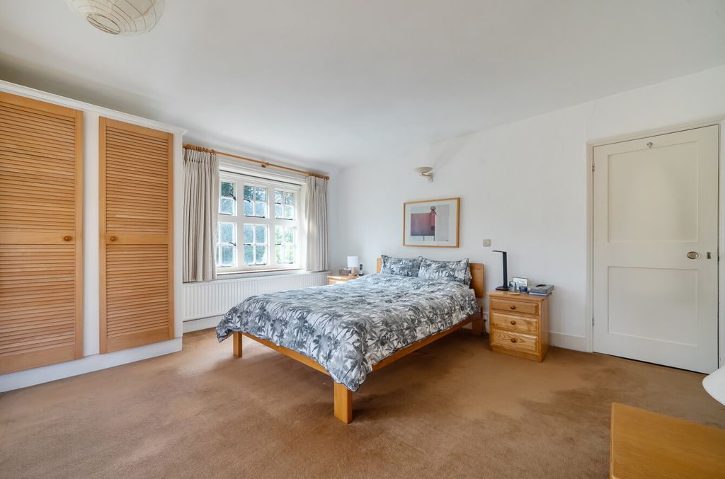 Additional image 15 of 4 bed semi-detached house for saleHaslemere, Surrey GU27