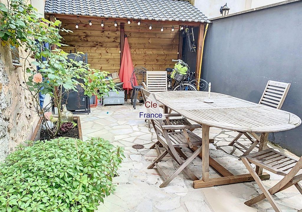 Property photo 1 of 14