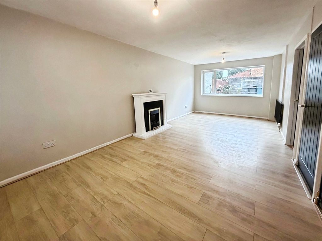 Property photo 2 of 14 Picture No. 01