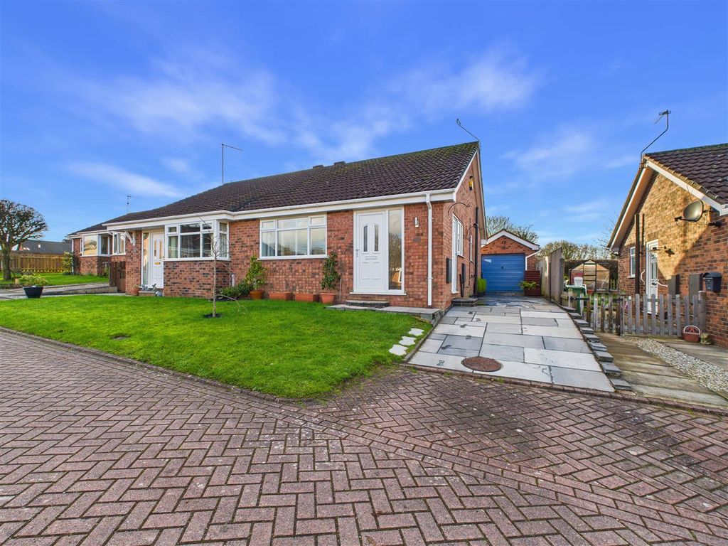 Property photo 1 of 14 Cam03303G0-Pr0291-Still032.Jpg