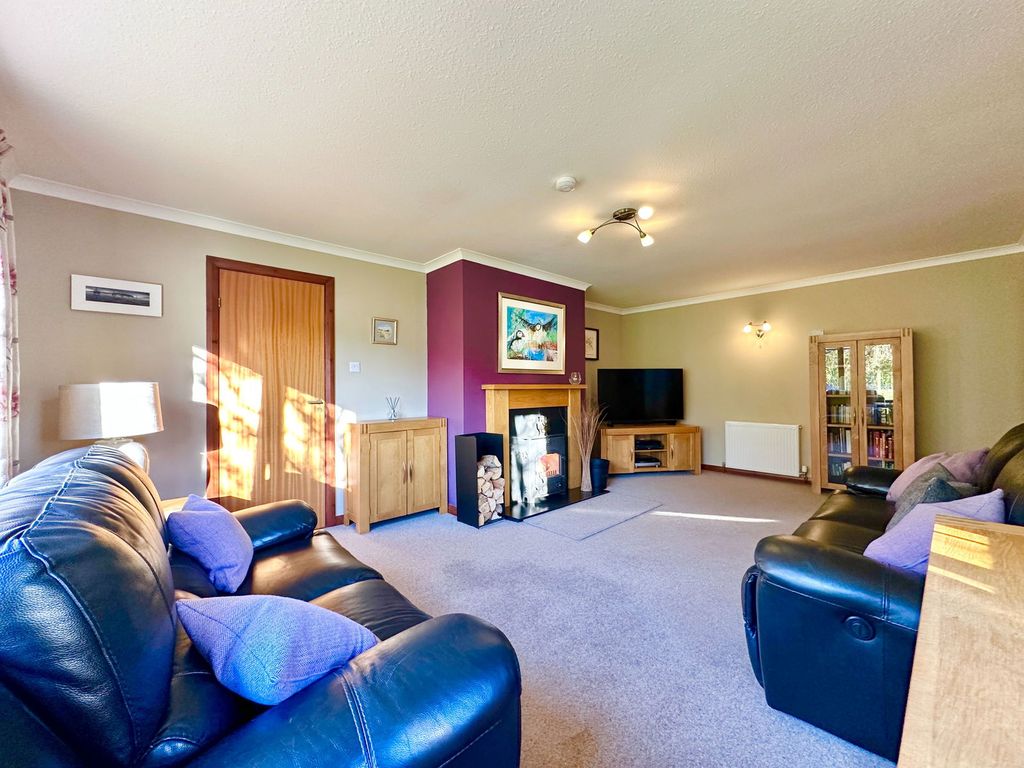 Property photo 2 of 38