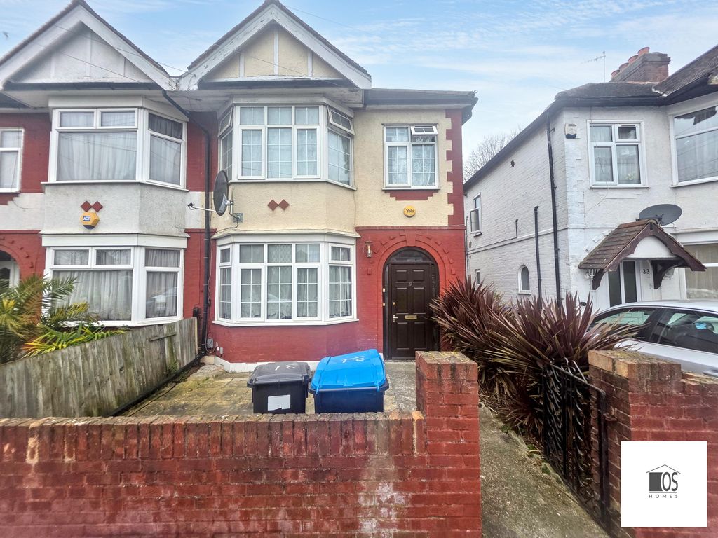 Property photo 3 of 20