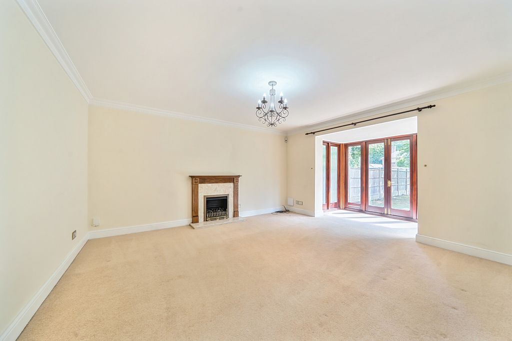Property photo 3 of 22 1332297-16-68877F...