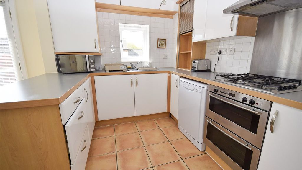 Property photo 3 of 18 4491535