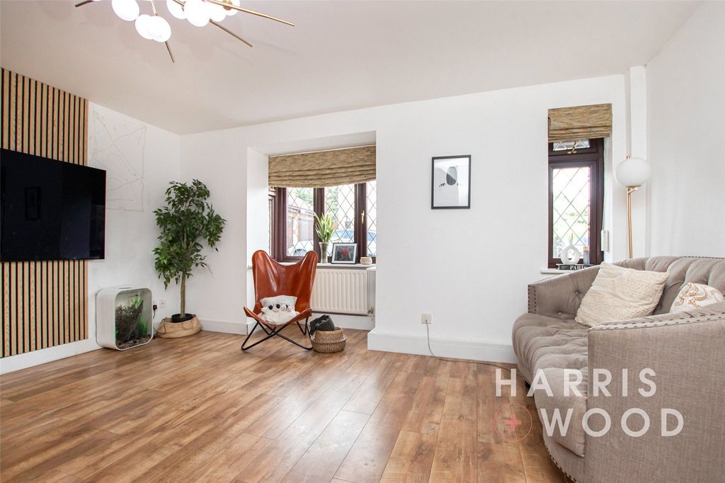 Property photo 2 of 26 Picture No. 13