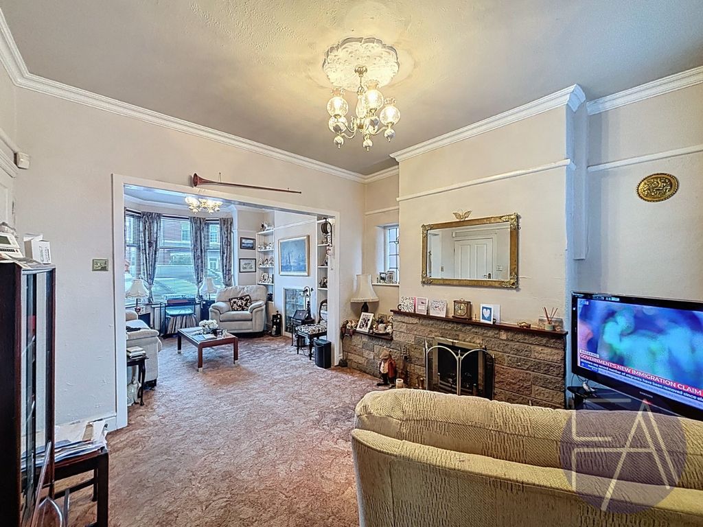 Property photo 3 of 25 4947814