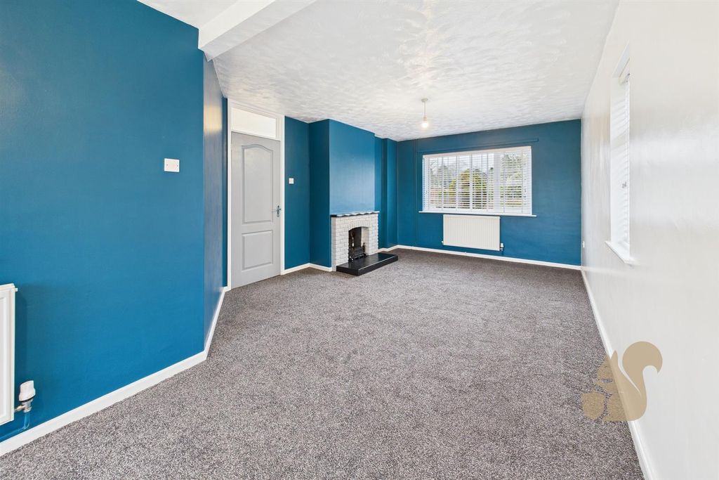 Property photo 2 of 24 Lounge/Diner