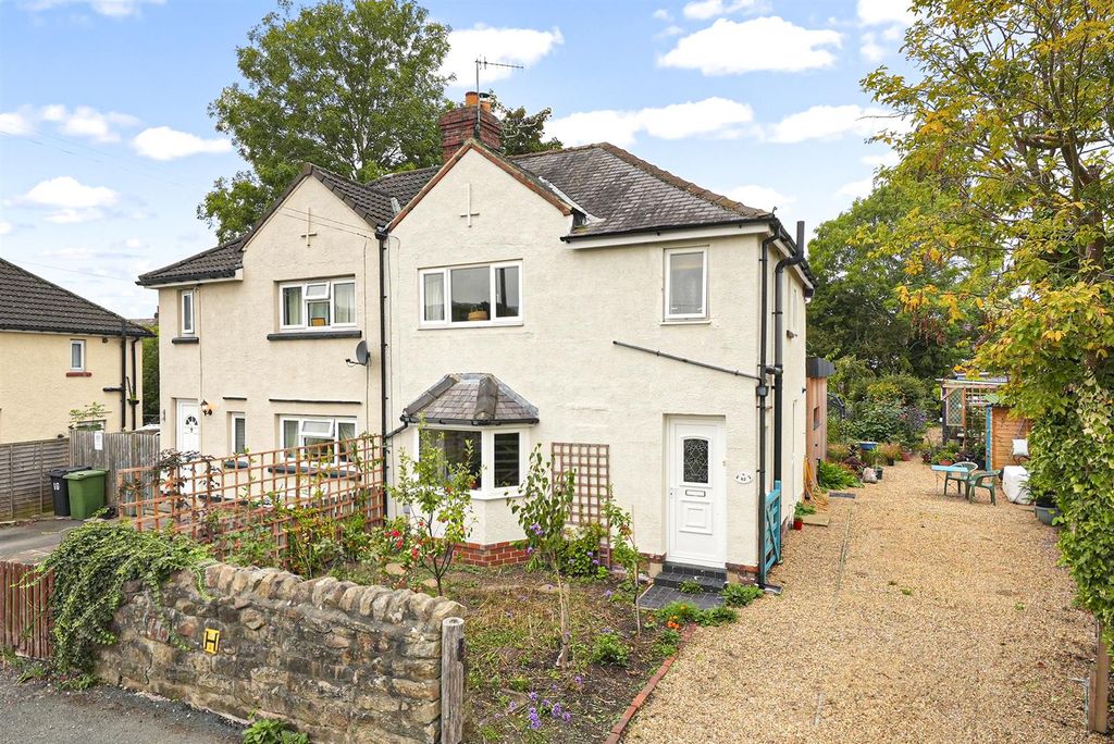 Property photo 1 of 29 Farnley Lane