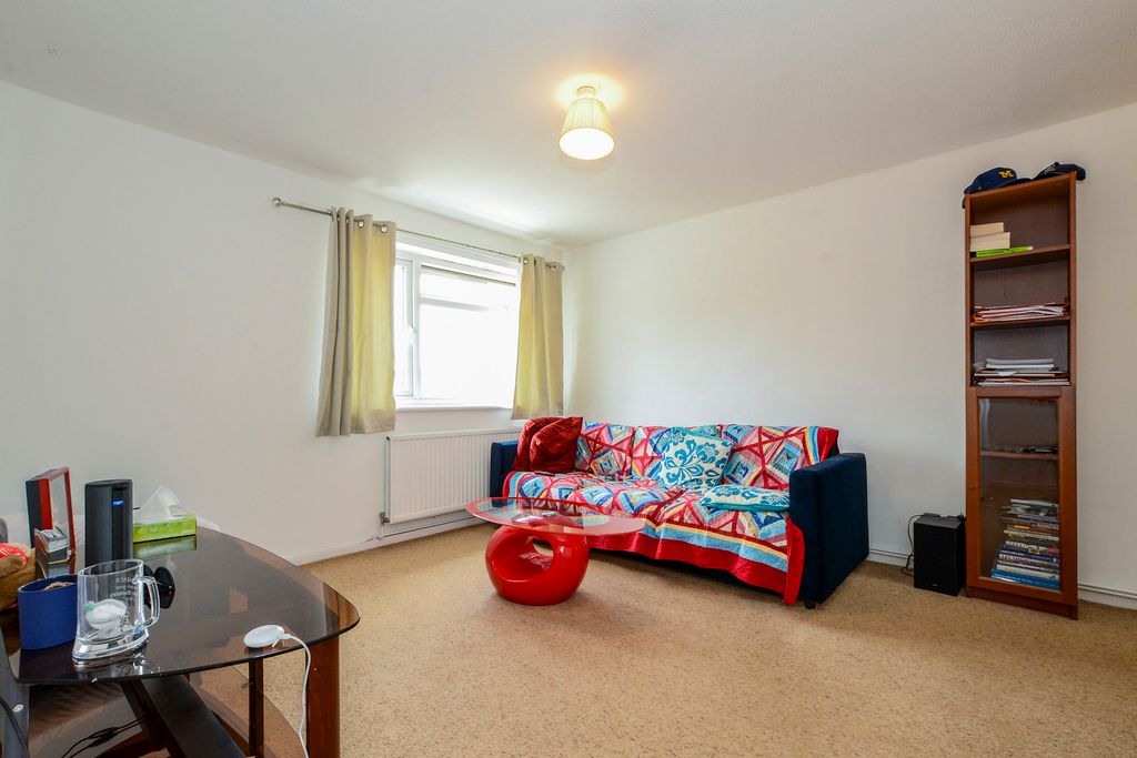 Property photo 2 of 10 Pbox-Img.Jpg