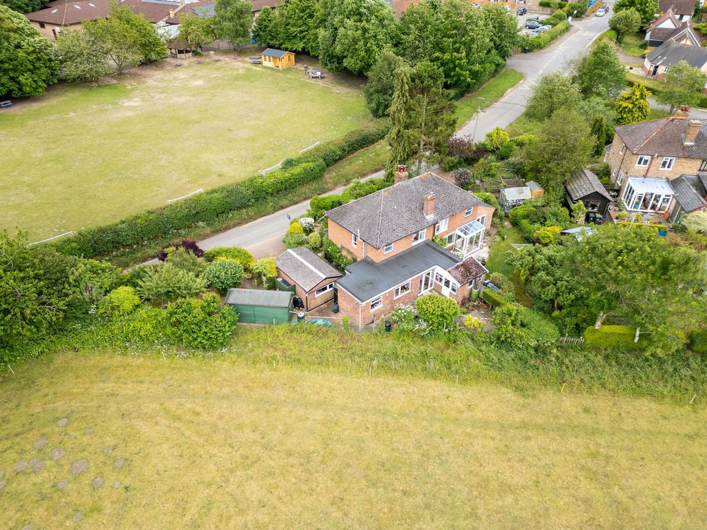 Property photo 2 of 29