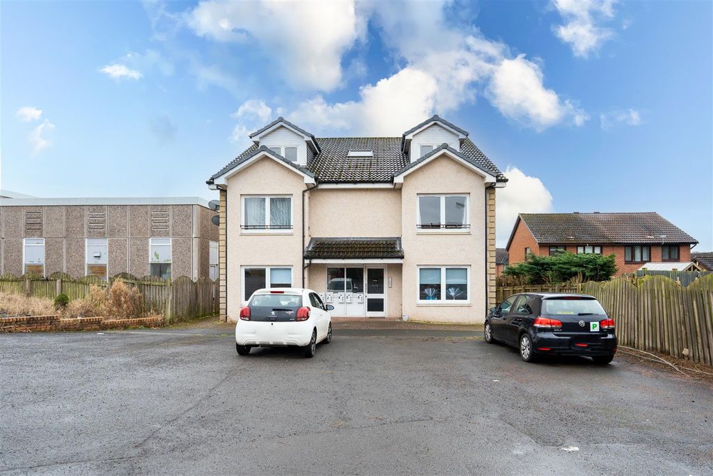 Property photo 2 of 10 Front.External.Jpg