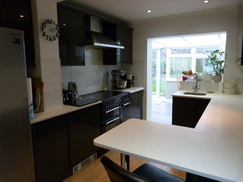 Property photo 3 of 12 Photograph 3