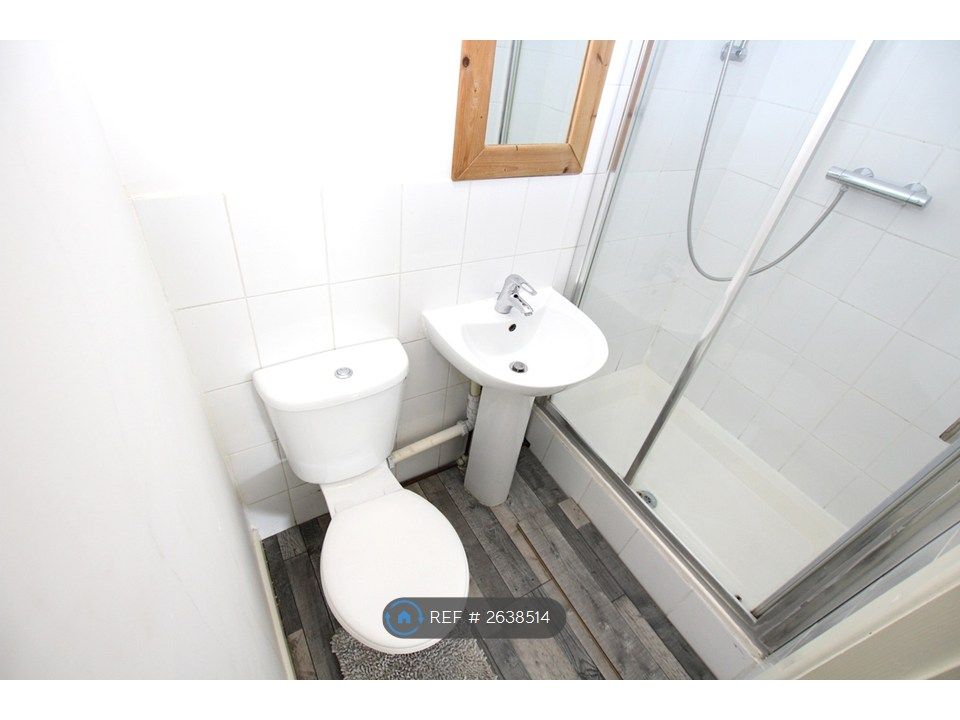 Property photo 3 of 3