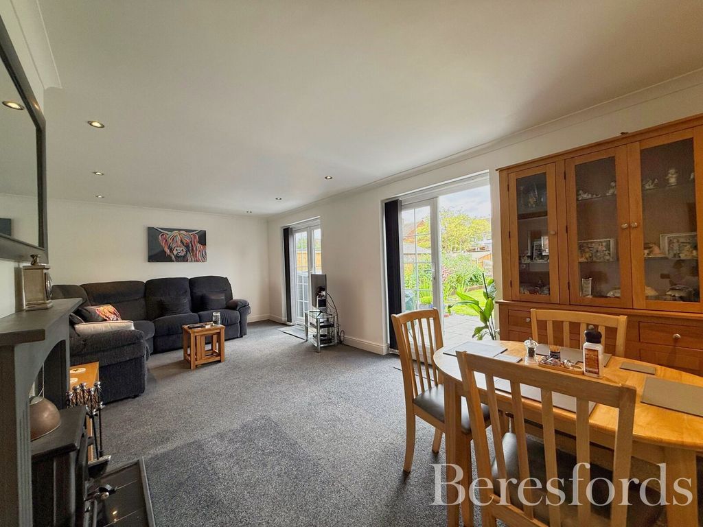 Property photo 3 of 15 Picture No. 09